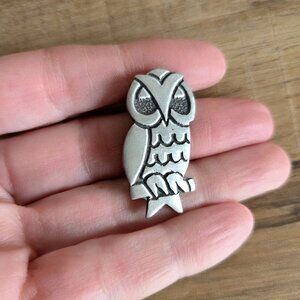 Vintage AJR Co Owl Pewter Brooch/Pin. Animal collection. Bird Brooch.